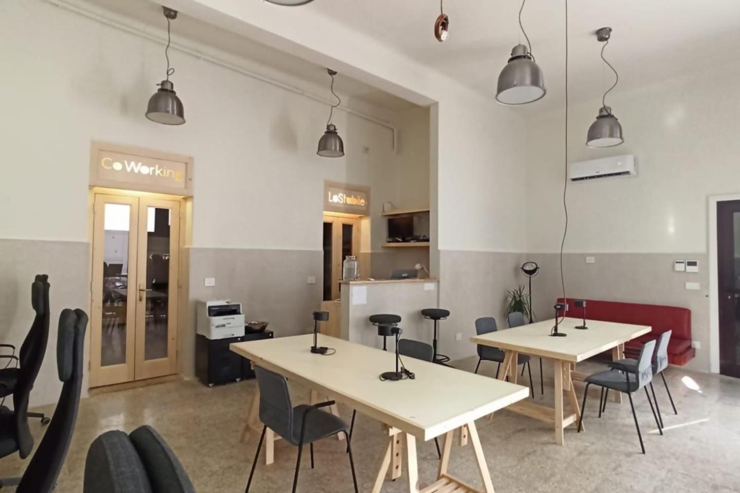 Lostabile Guesthouse & Coworking Bari Exterior photo