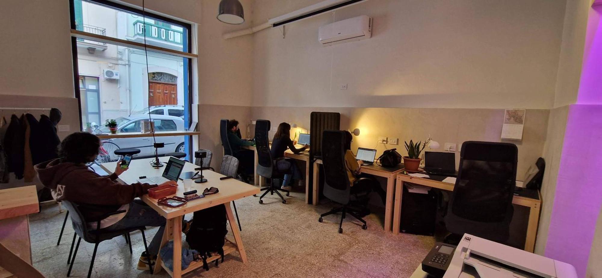 Lostabile Guesthouse & Coworking Bari Exterior photo