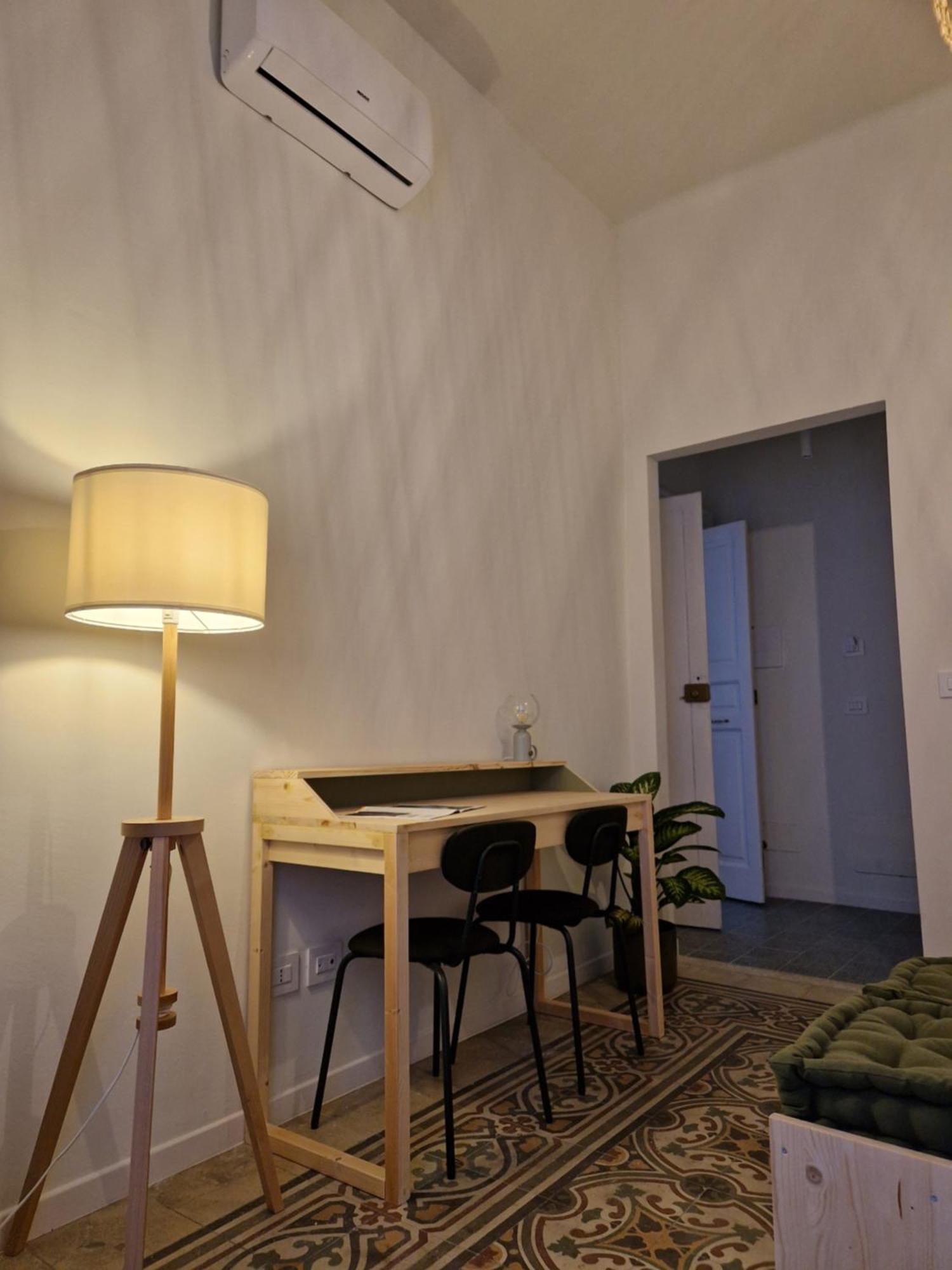 Lostabile Guesthouse & Coworking Bari Exterior photo